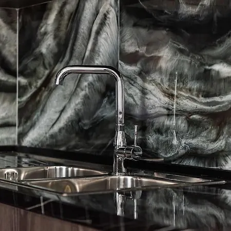 Escape By Pikhost Apartament *