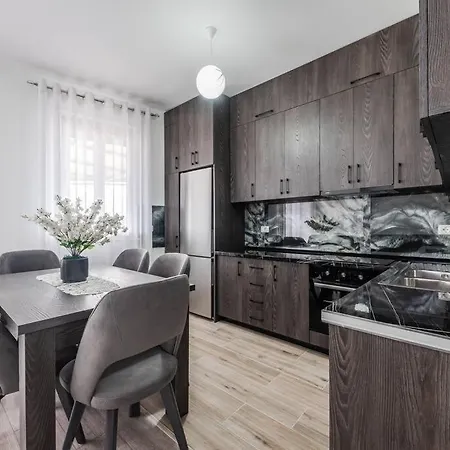 Escape By Pikhost Shkodër