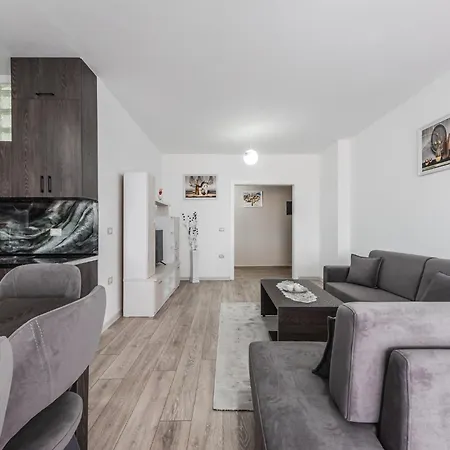 Escape By Pikhost * Shkodër